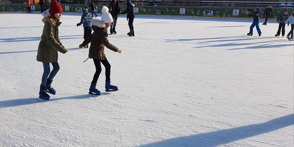 patinoar drumul taberei