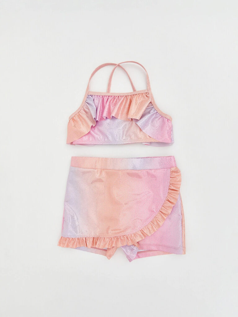 Costum de baie roz cu fosta
